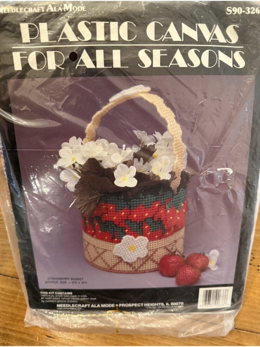 Vintage 1989 Strawberry Basket Plastic Canvas Needlepoint Kit S90326 Cottagecore